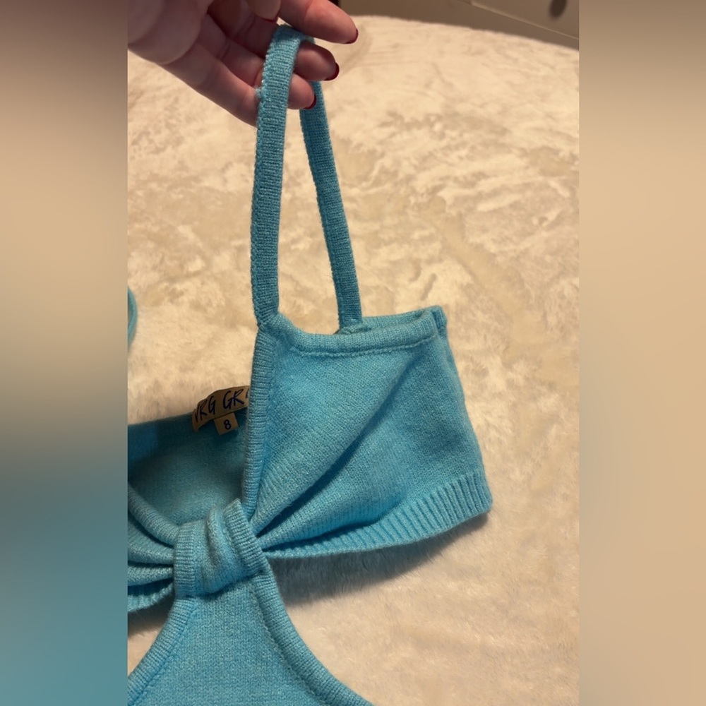 VRG GRL Turquoise Cut Out Crop Top - Picture 12 of 16